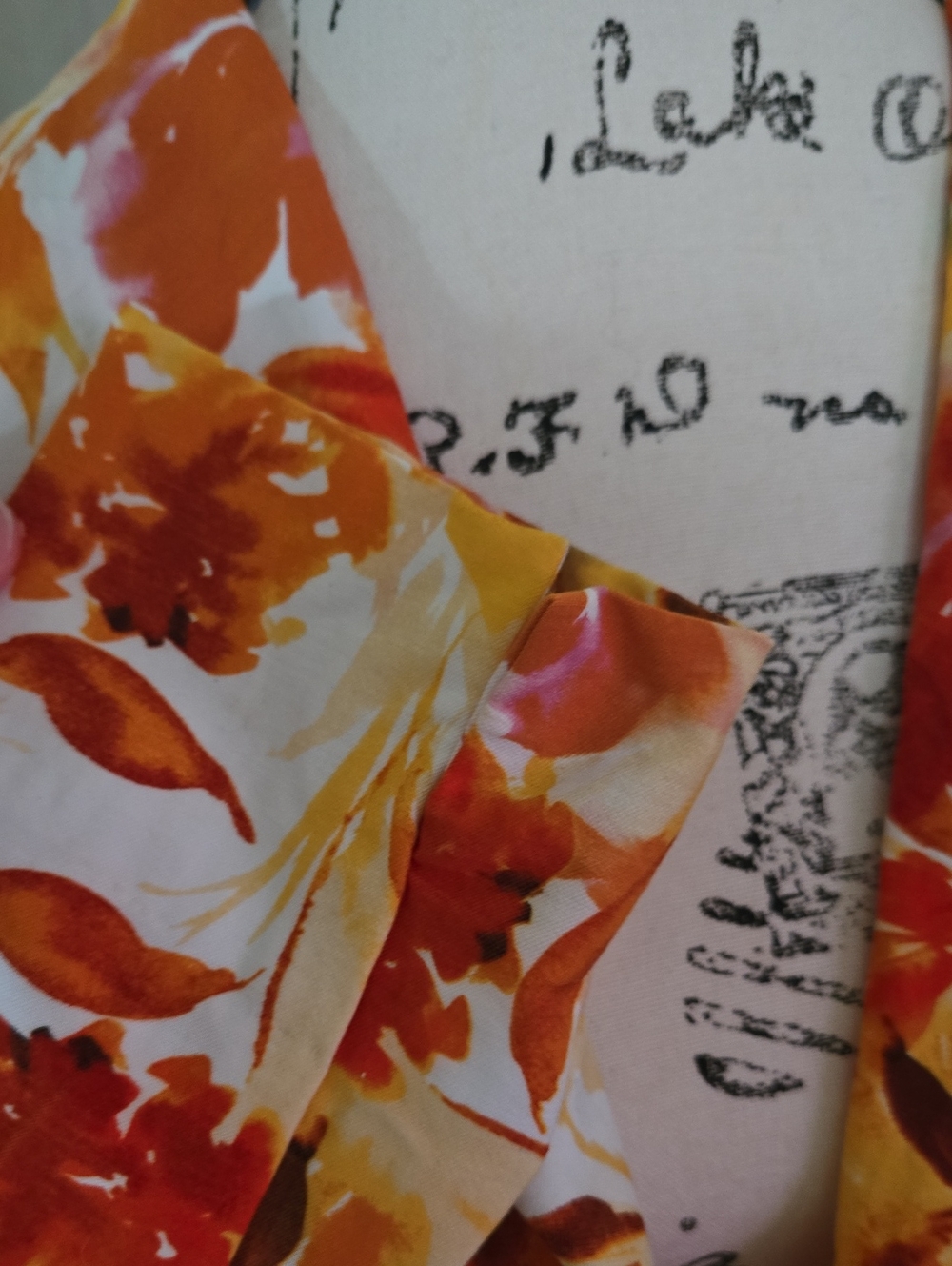 Peck & Peck White Blazer with Red, Orange & Gold Floral Print - Picture 4 of 8